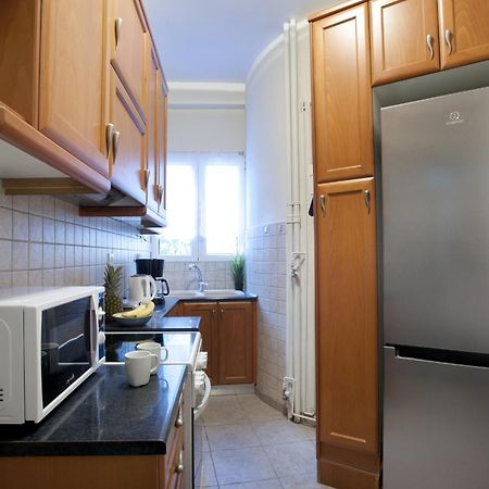 אתונה Comfortable Apartment At The Foot Of The Odeon Of Herodes Atticus מראה חיצוני תמונה