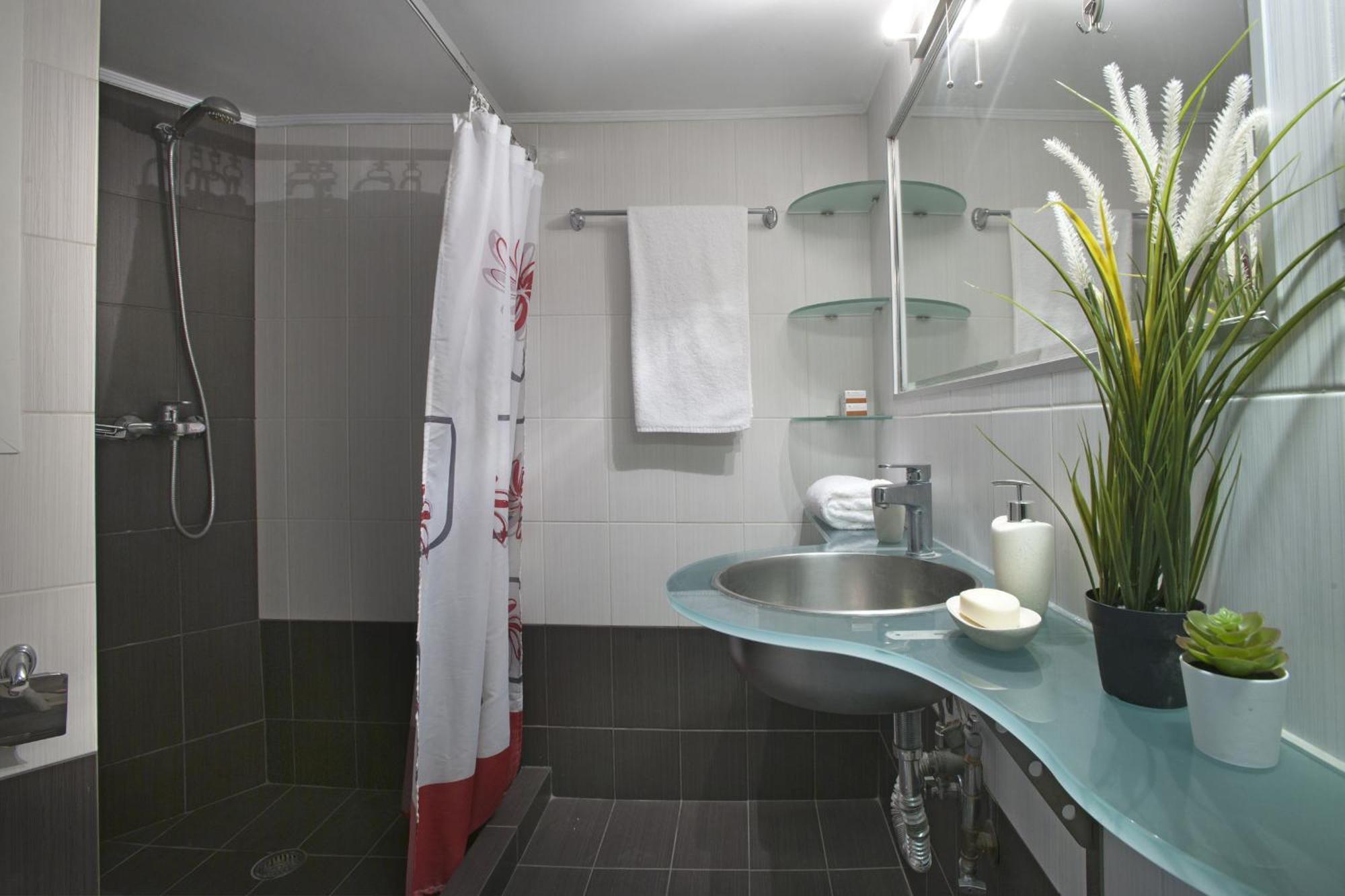 אתונה Comfortable Apartment At The Foot Of The Odeon Of Herodes Atticus מראה חיצוני תמונה