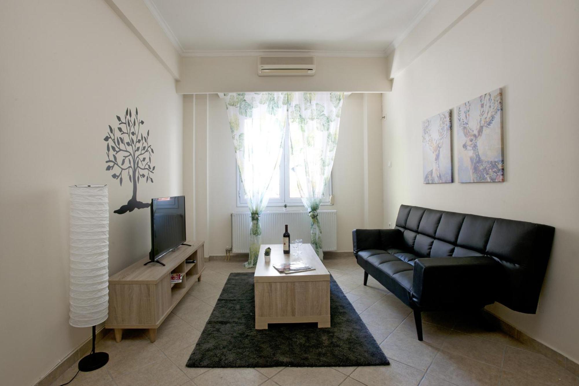 אתונה Comfortable Apartment At The Foot Of The Odeon Of Herodes Atticus מראה חיצוני תמונה